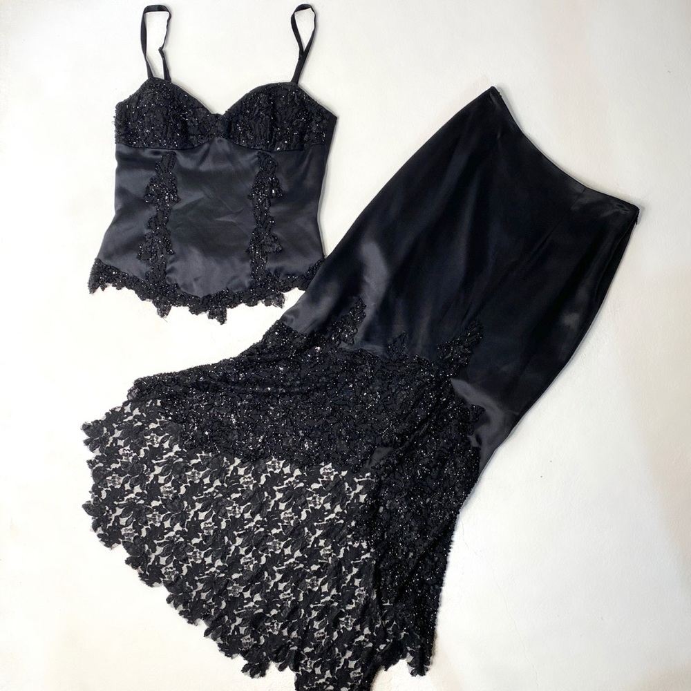 Cache formal gown